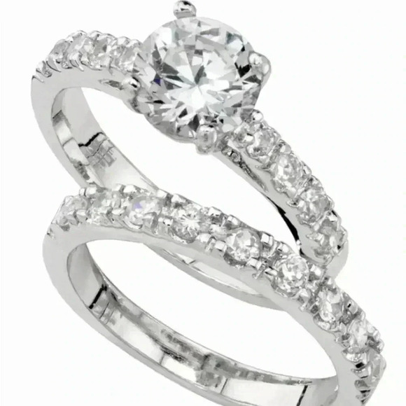 Cubic Zirconia (3 ct. t.w.) Engagement Ring Set in Fine Silver Plate S 6 or 10 - Picture 1 of 4